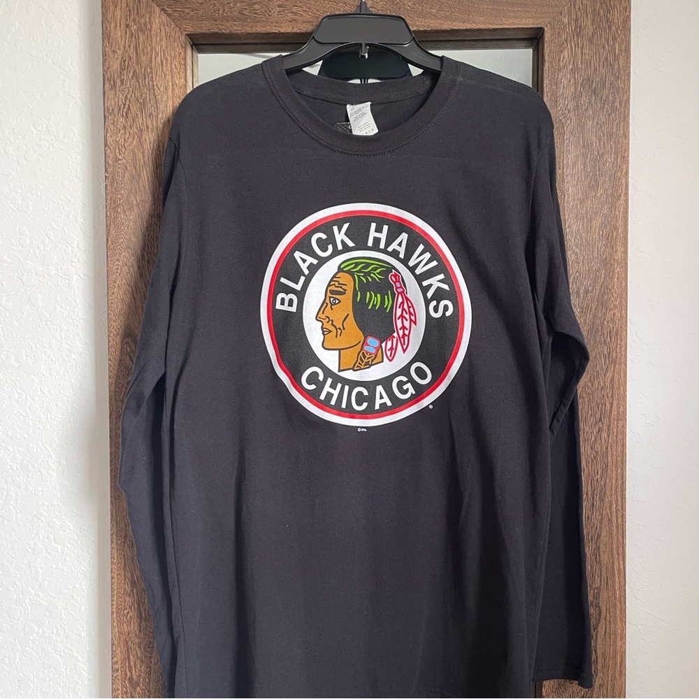 Chicago Blackhawks long sleeve tee